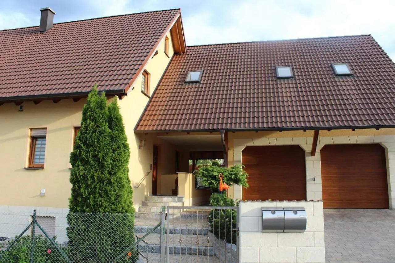 公寓 Ferienwohnung Ruderich 希尔沙伊德